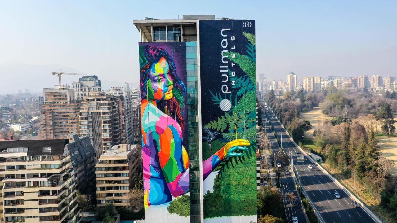 Pullman Santiago Vitacura Eksteriør billede Paulmann headquarters in Santiago, Chile