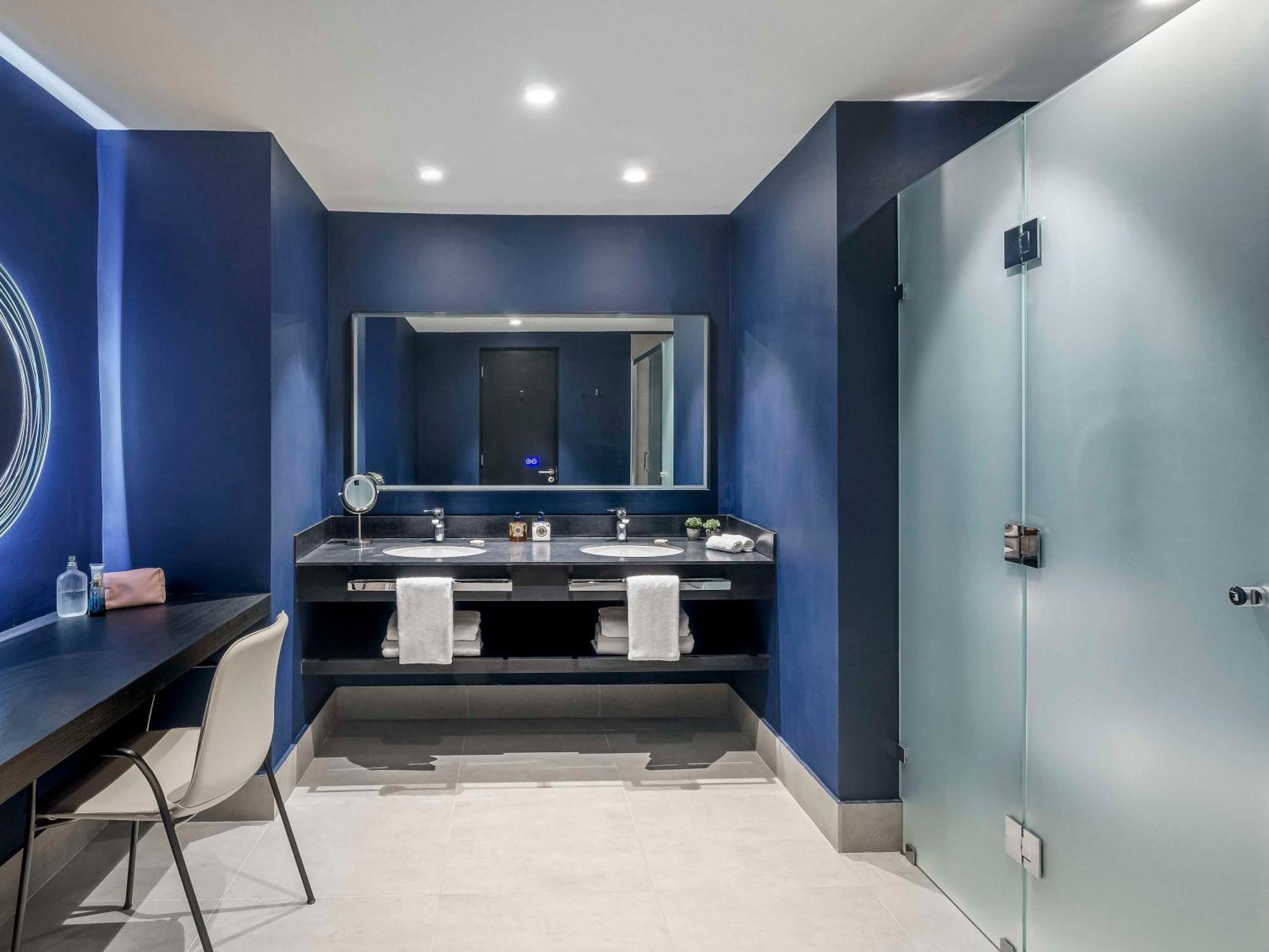 Pullman Santiago Vitacura Eksteriør billede Bathroom